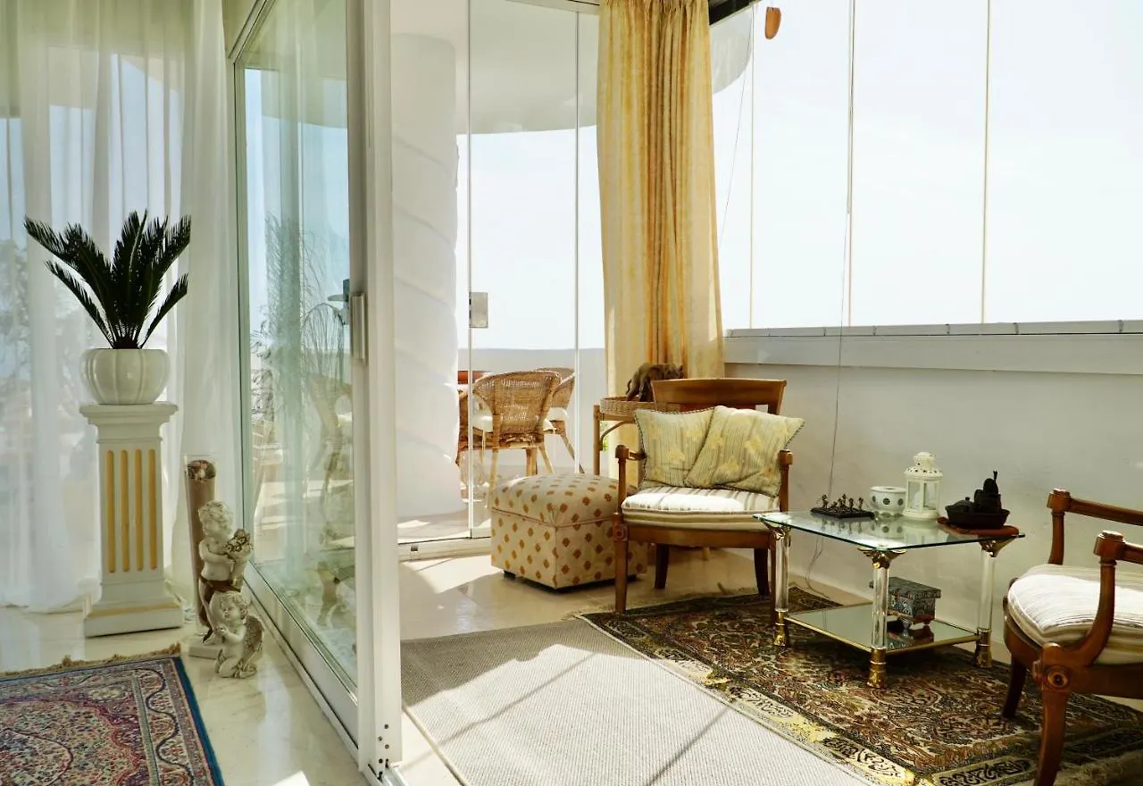 Mediterranean Pearl Close To Marbella Apartment